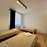Kochanowskiego Apartment